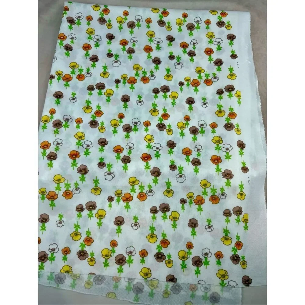 Vintage 1970s Fabric Flower Power 60x62” Mod MCM Groovy